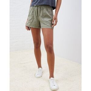 UpWest Mid Rise All Around Flowy Utility Shorts Size S